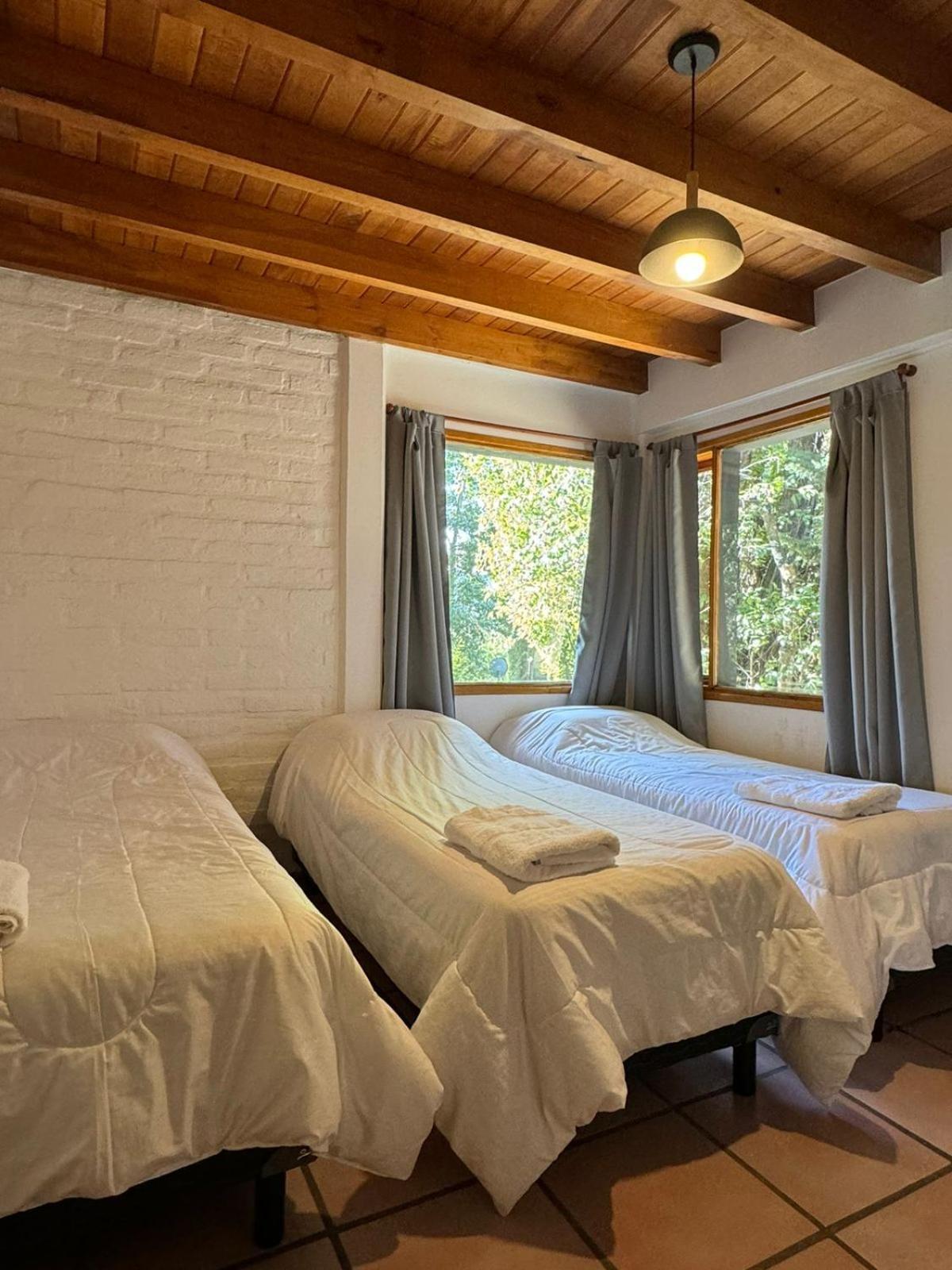 Villa Huilen De Bandurrias San Martín de los Andes Esterno foto